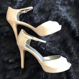 Women’s New Directions Heels